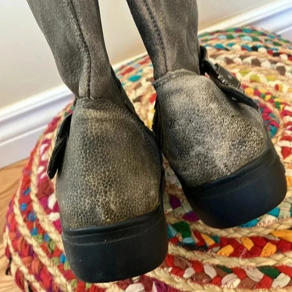 NWT Alegria distressed  leather boots - Picture 3 of 6